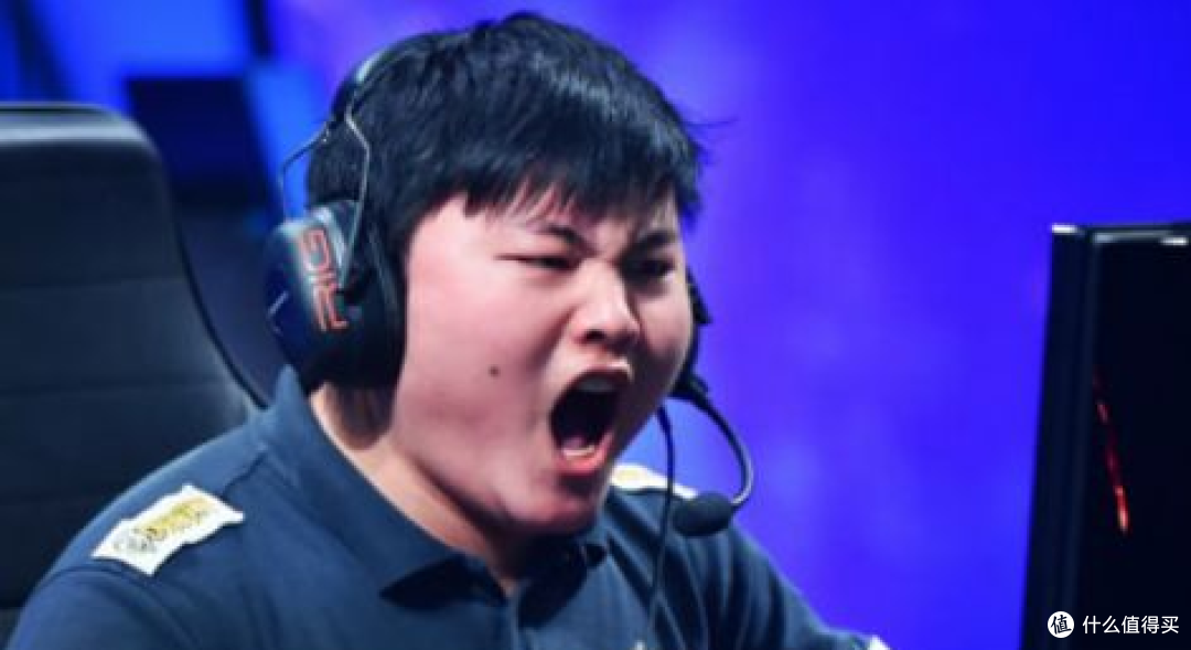 爱游戏-包含杜兰特意外战胜SKT，出色防守引爆全场！热度持续攀升的词条